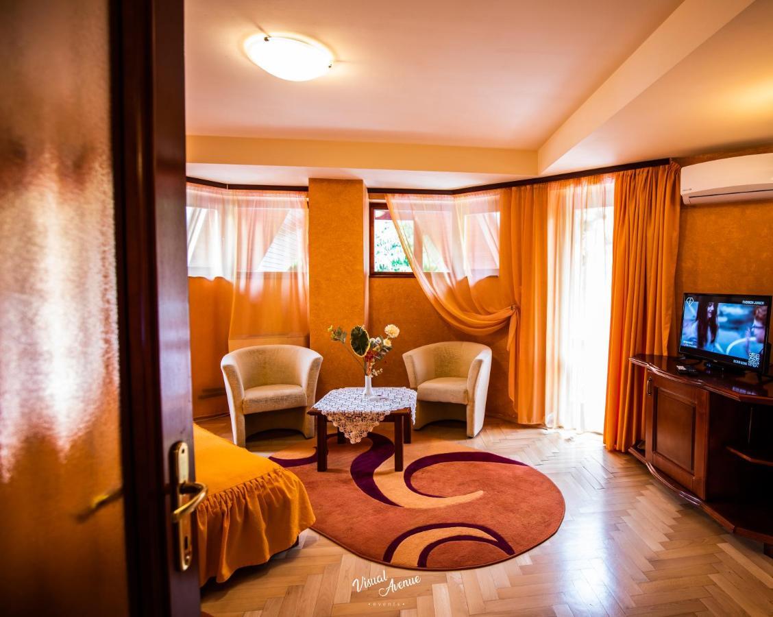 Pensiunea Serena Cluj-Napoca Ngoại thất bức ảnh